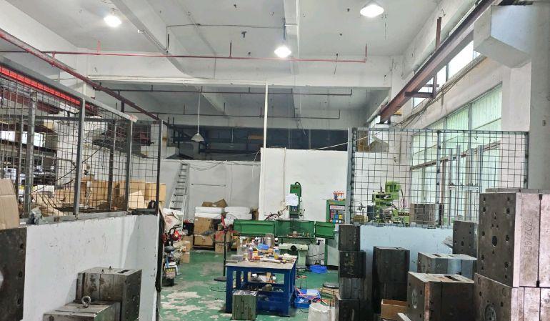 一楼标准新厂房分租200-250平方米