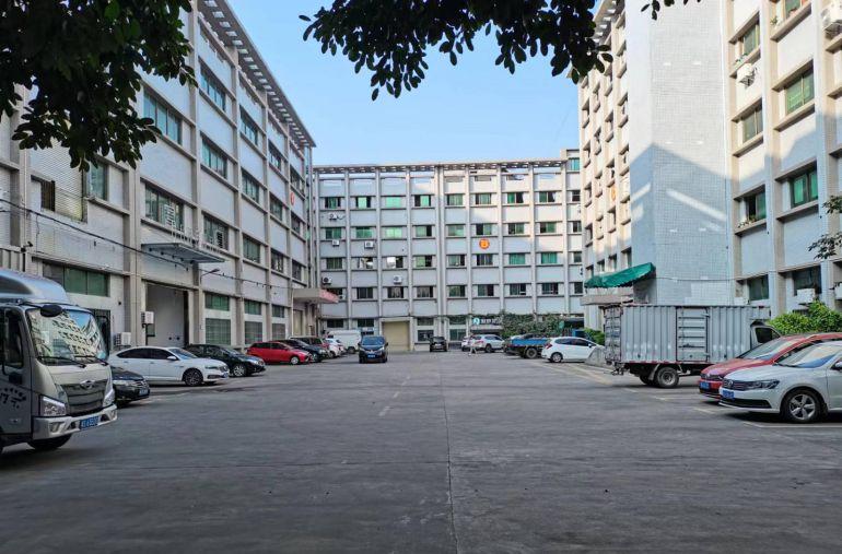 业主出租：寮步百业五金城附近楼上带装修厂房出租