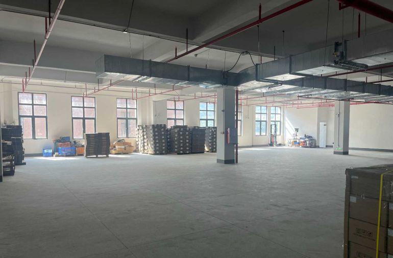 出租大岭山大道全新1000平方厂房
