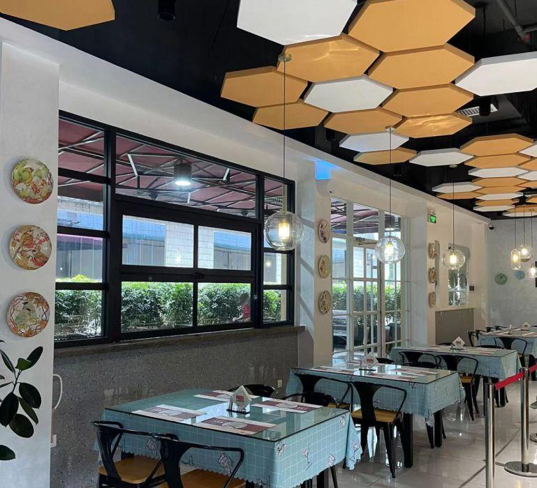 一楼9米超高2200平厂房业主直租