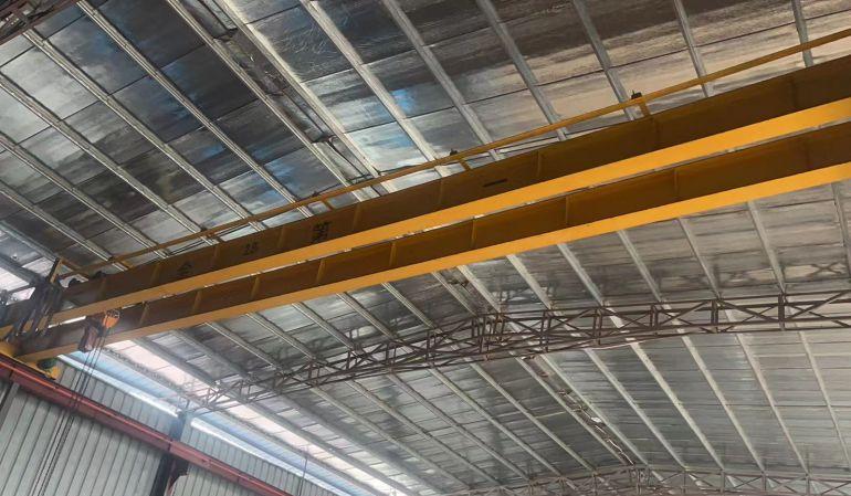 出租钢结构厂房1500平，带行车，已做好环评