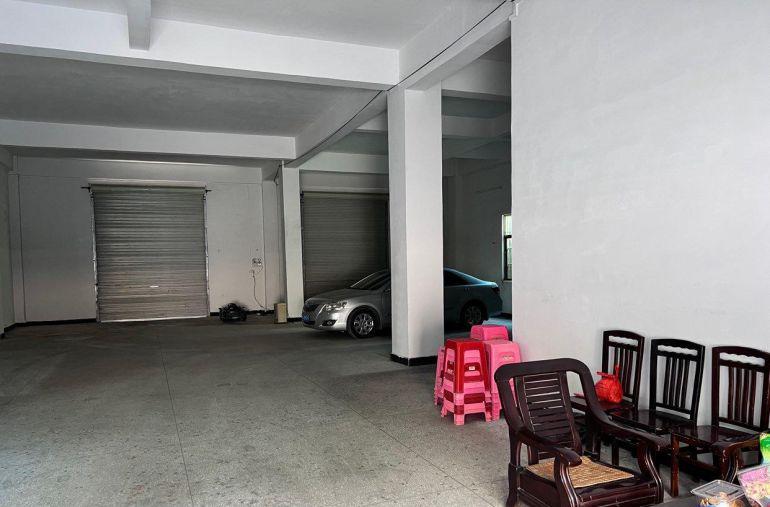 离镇区8，离高速路口10