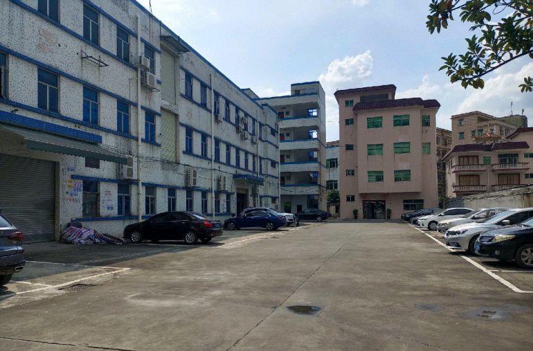 一二楼共2800平方，可分租