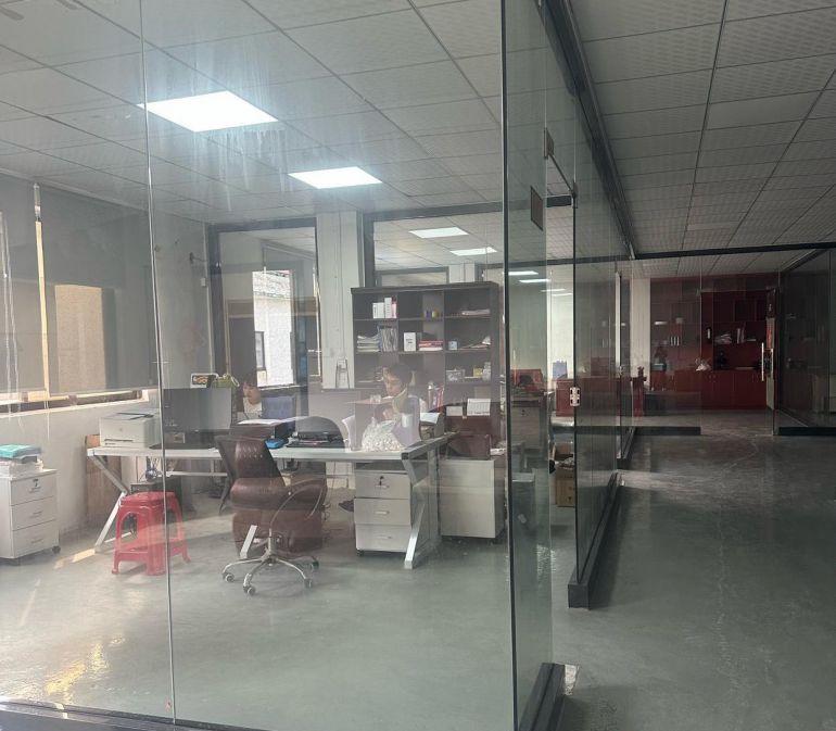 村委厂房分租1楼，有办公室
