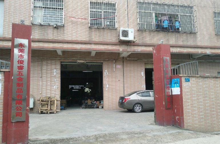 厂房2楼出租  有升降机办公室