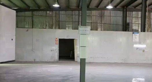 长安沿江高速单一层钢结构厂房出租1200方 带航吊