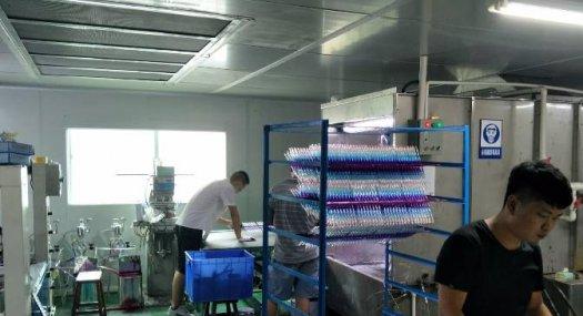 带现成喷油证凤岗五联楼上无尘车间厂房出租700平