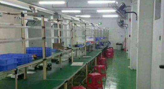 凤岗油甘铺小面积厂房出租楼上400平带装修适合电子玩具数据线