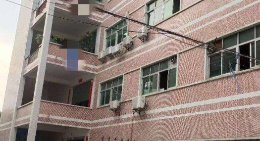 凤岗竹尾田楼上厂房出租670平价格便宜近路边好进出