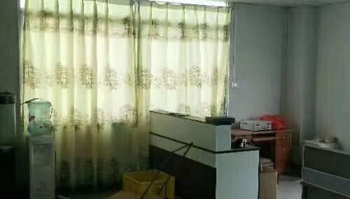 凤岗黄洞楼上印刷，包装，电子行业厂房出租550平方