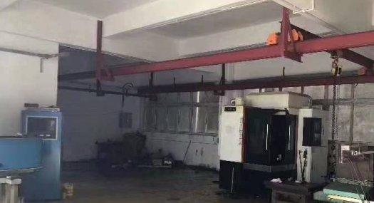 凤岗浸校塘一楼现成小行车拎包入驻厂房300平有宿舍