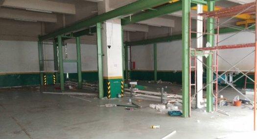 东莞长安厦边七龙路600㎡ 厂房租售层高6米 配电800KVA天车3吨