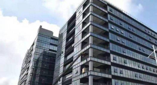 东莞松湖芯·50年红本厂房2200㎡ 出售