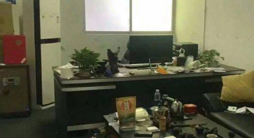 凤岗金凤凰一楼厂房出租550平面积实在空地大