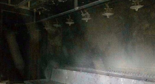 清溪三中出租喷漆带设备厂房2200平，靠近主干道边