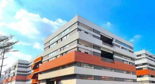 佛山高明 佛山高明明城工业园4000㎡ 厂房出售2字头每平，层高7.9米 配电500KVA 独院天车5吨