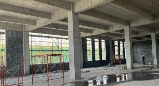 佛山顺德 东风工业区路旁2500㎡ 厂房出售层高7.9米 独院 可环评