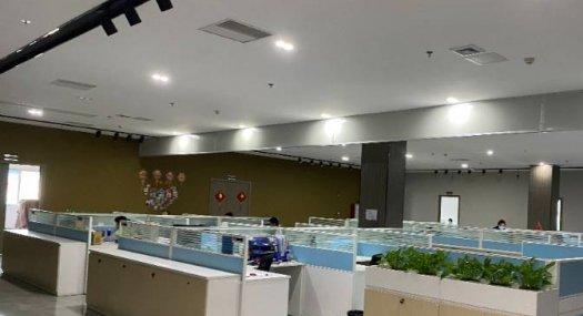 丰厚推荐费！！！公司扩产！现有厂房+办公区转租，精致装修，即租即用！