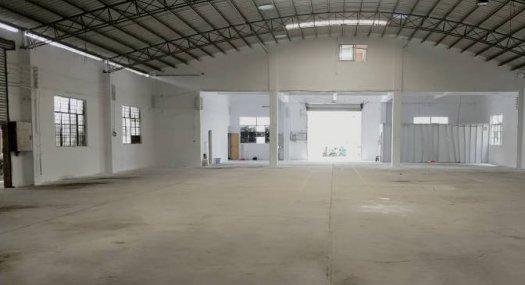 广州番禺 飞鹅街18号1400㎡ 砖混厂房租售层高7.5米 跨度21米 柱距40米 配电300KVA 独院 可分租