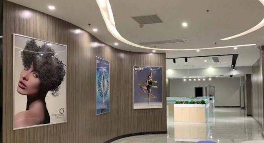 丰厚推荐费！！！公司扩产！现有厂房+办公区转租，精致装修，即租即用！