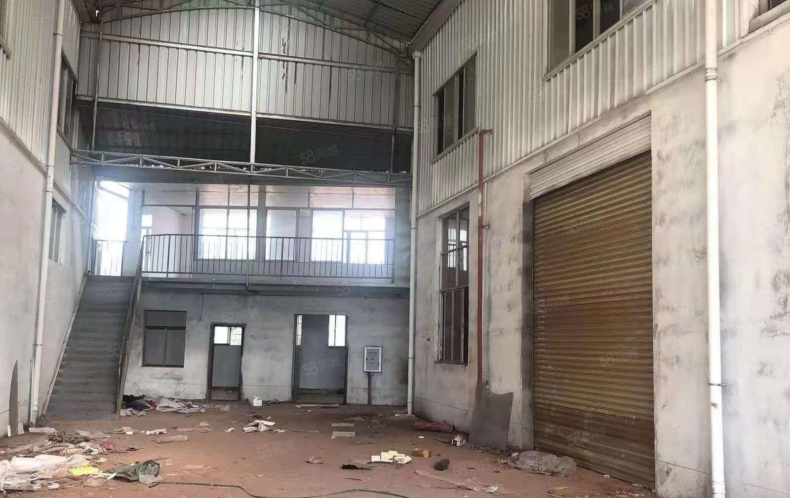 水口联合市场附近1400平厂房，靠路边，可进大车