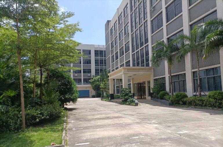 ~~~~~三栋~~~8000平楼上厂房，长度100米~~~~