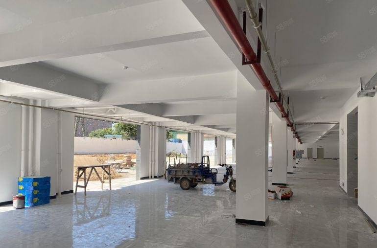 水口原房东价格便宜适合仓库门窗五金电商等行业两部两吨货梯