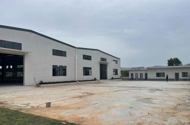 小金口新原房东独院钢构3000平 空地大好进大车 无行业限制