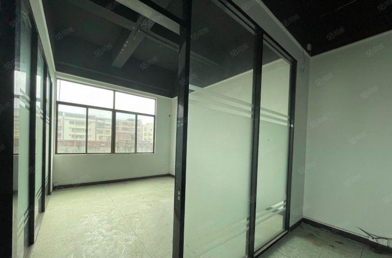 现成办公室装修，水口中心工业区900平4楼厂房出租