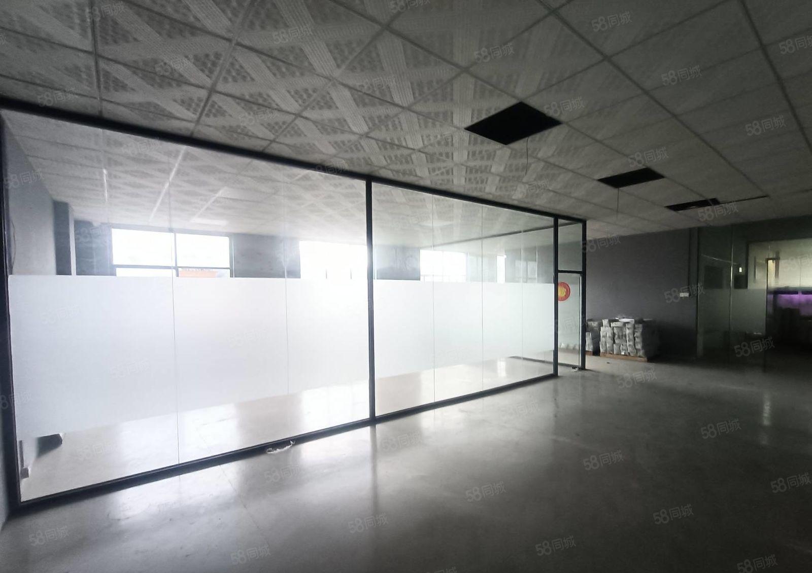 三栋市场精装修标准厂房800平方出租，水电齐全