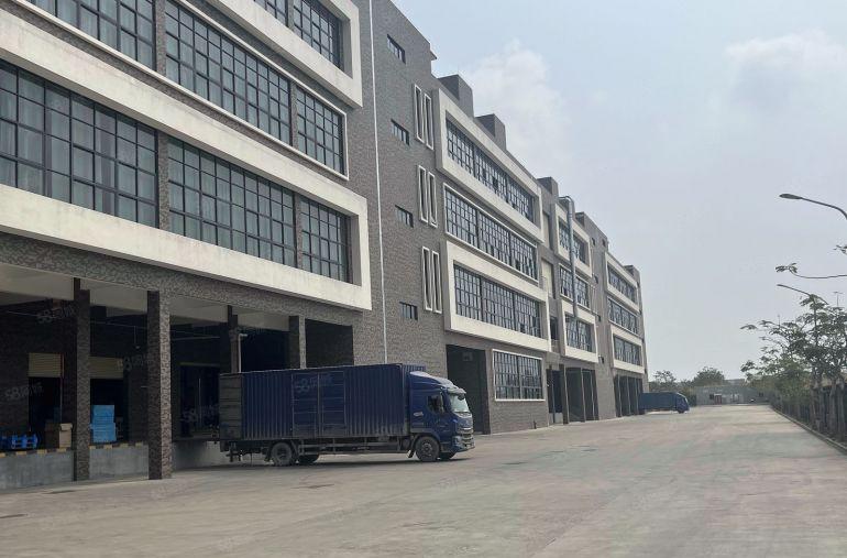 马安新乐标准一楼3700平方无尘车间，带豪华办公室无公摊