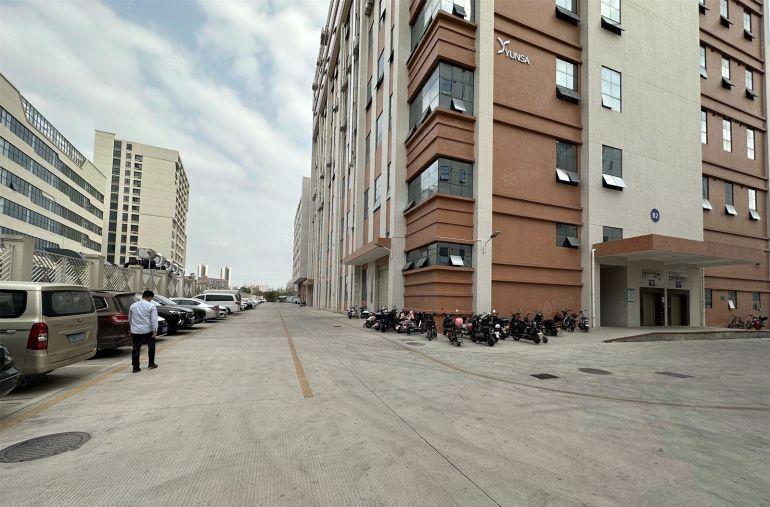 一二楼3000平方厂房带装修低价出租可分租原房东