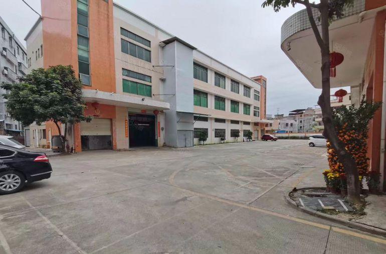 三栋市场10元带装修，1050平厂房，周边配套齐全