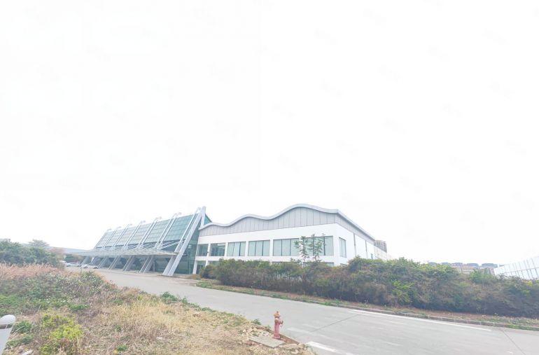 仲恺主干道边上上市公司超大空地出租钢构5500平方大小可分租