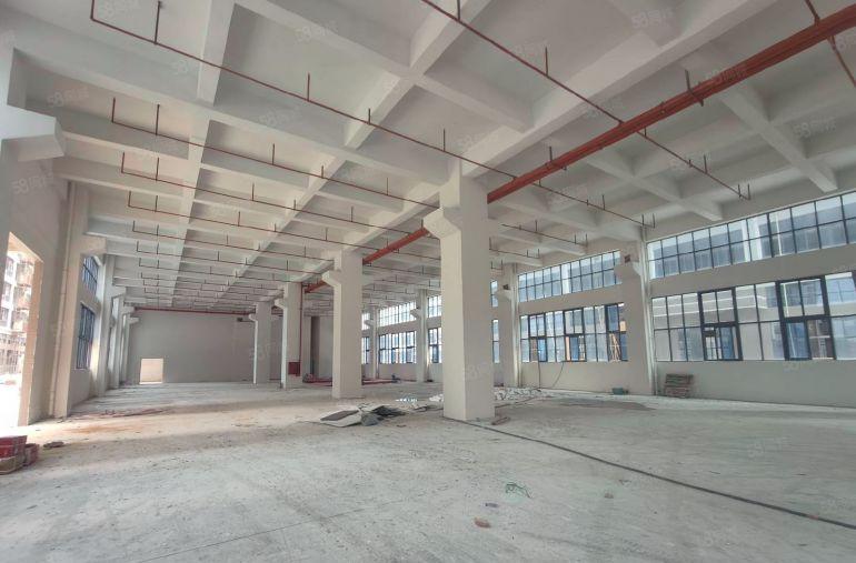 水口机场路旁原房东全新厂房一二楼3800平米出租，一楼8米高