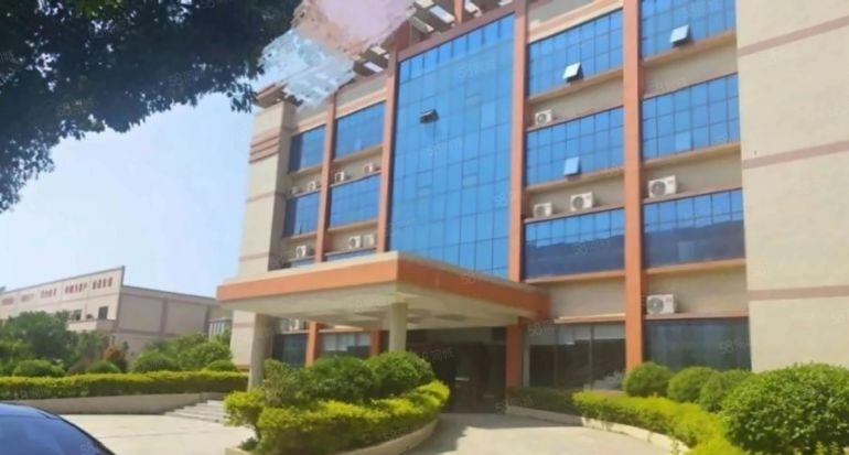 11块！层高12米，带4个行吊对半分租原房东红本厂房仓库出租