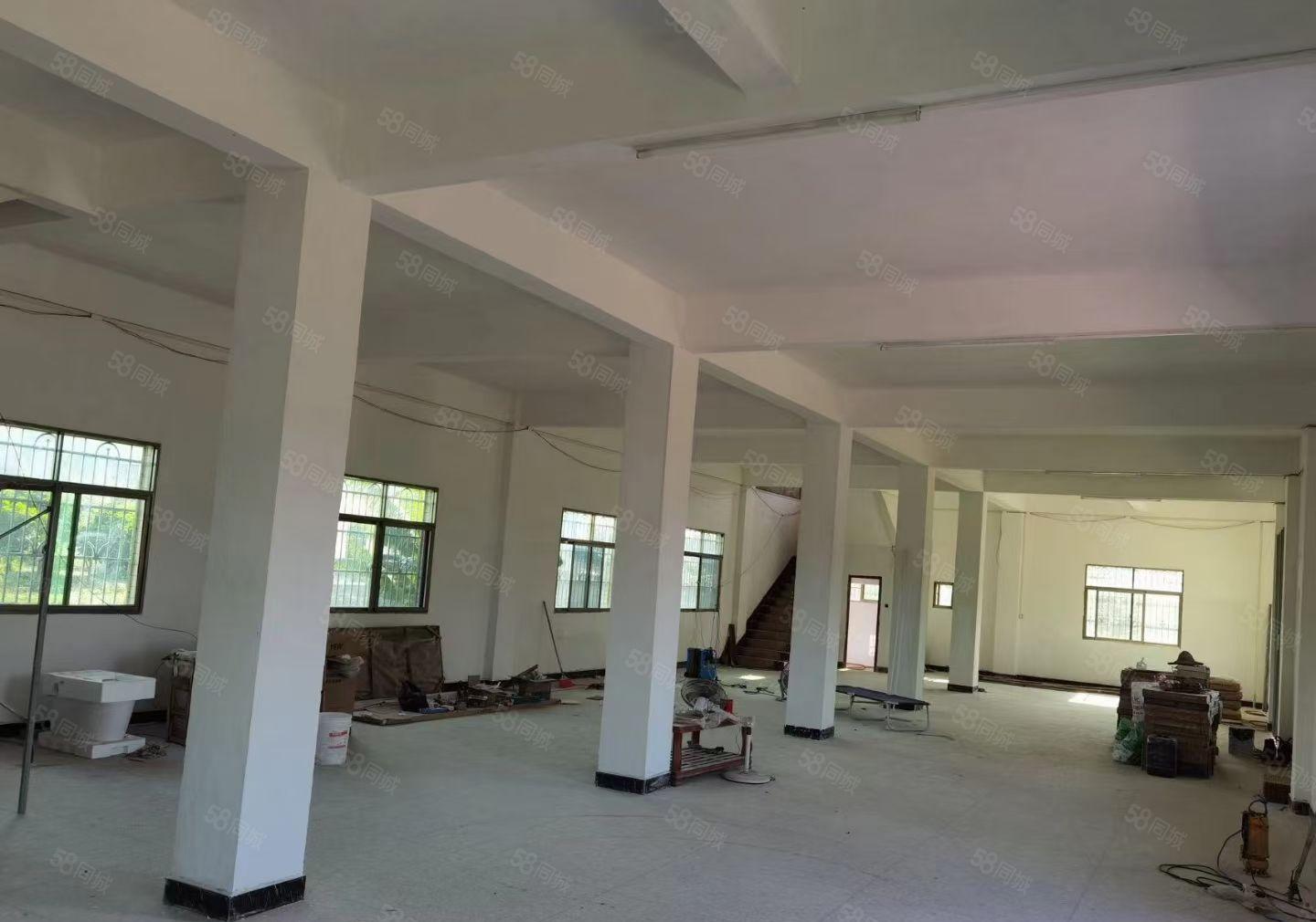 小金口柏岗厂房，三四楼800车间，二楼200平方宿舍办公室。