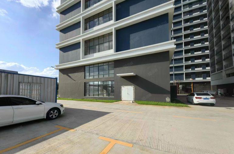 原房东厂房出租单一层1000平方，证件齐全，马安的中心位置！