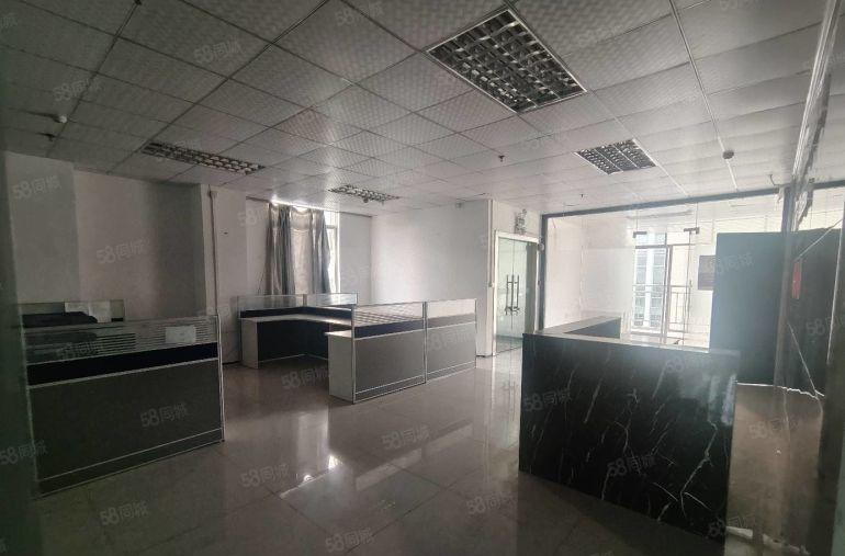 水口湖滨公园 三楼1130平现成装修厂房出租 好招工