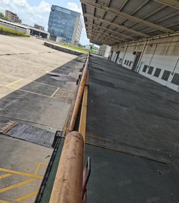 高标准钢构10万平方， 11米高带卸货平台，可做生产，可分租