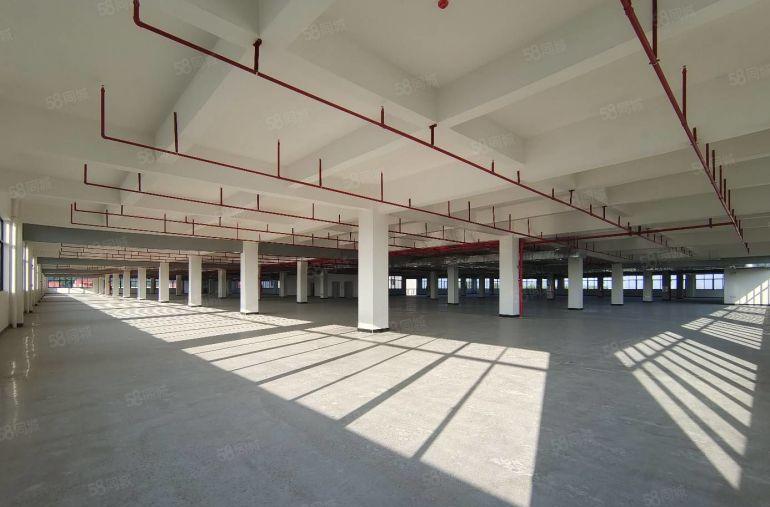 平潭全新现代厂房楼上2200平米租金10元 可分租 现成地坪