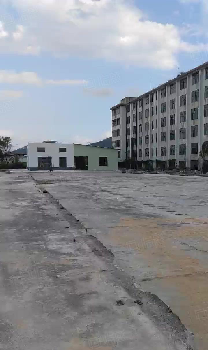 惠城区独院单一层厂房8000平滴水8米空地4w大小可以分租。