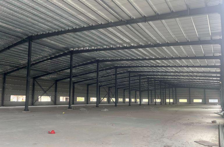 三栋全新钢构7500平方滴水8米，可保30年不漏雨，合同期长