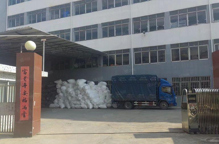 13块小金口青塘工业园一楼1300平方标准厂房出租