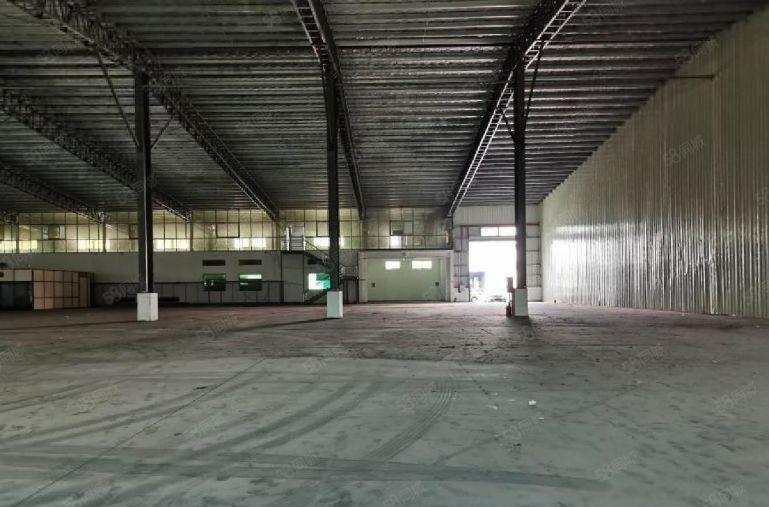 小金口独门独院钢构2000平 好进大车