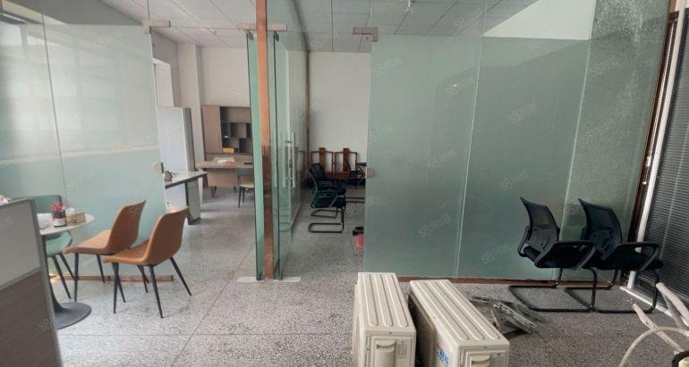 水口100平方办公室出租有客梯隔好会议室