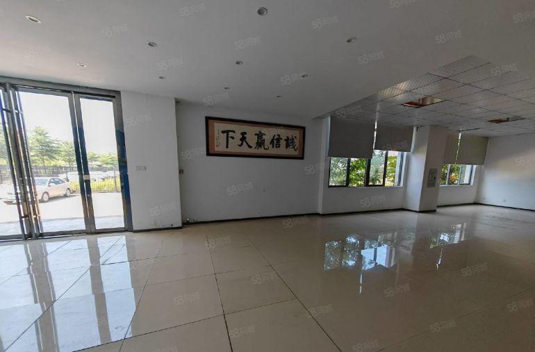 三栋现成装修一楼1650平，证件齐全，好招工