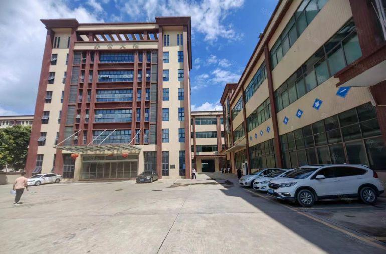 小金口独门独院16000平每层4000租金10元平起可分租