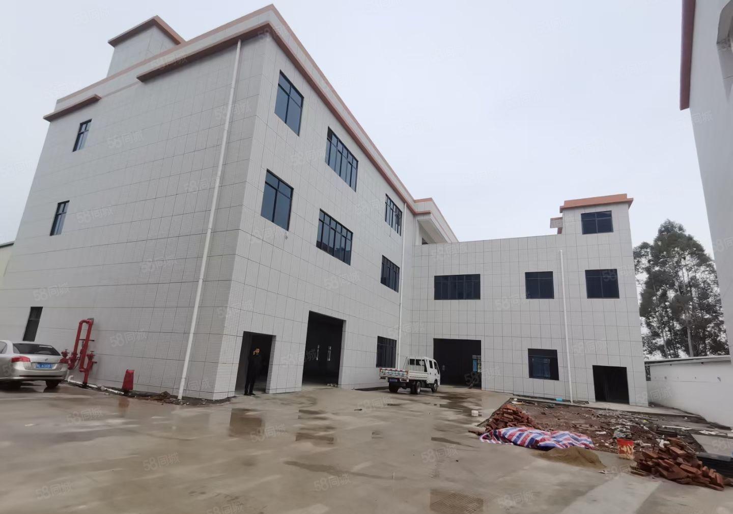 水口龙湖大道旁全新半独院三层厂房3727平方出租，形象好