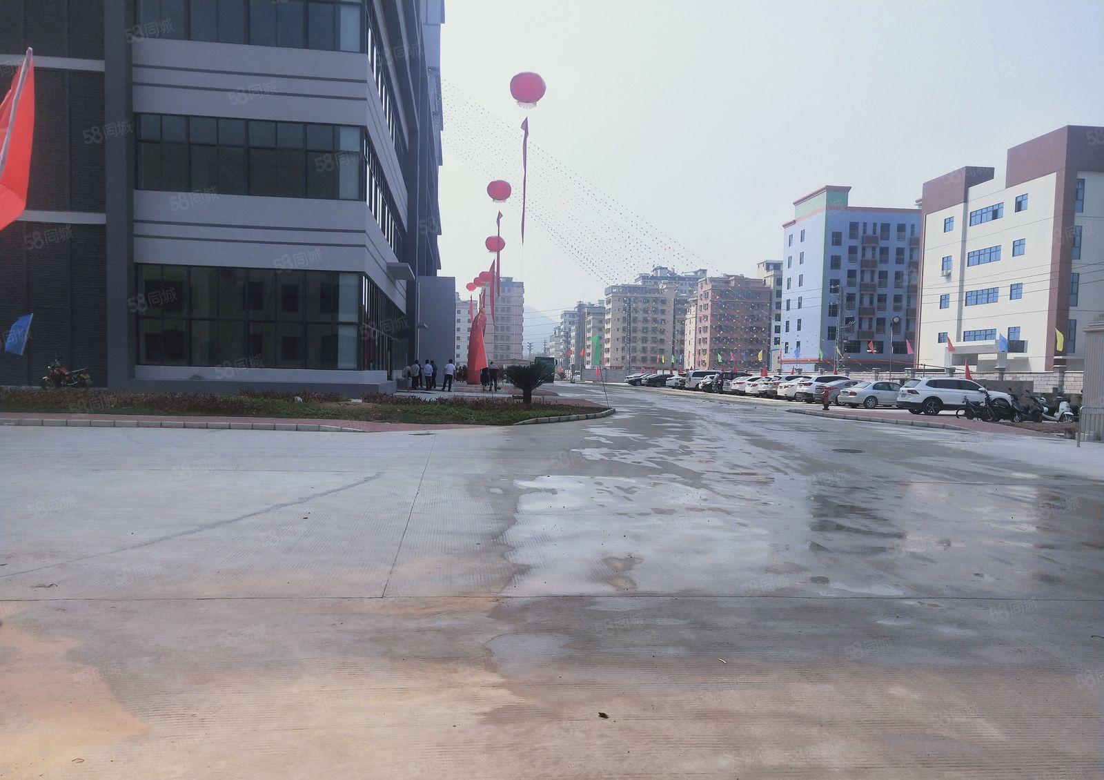 惠城区三栋数码园自用一二楼厂房5千平方厂房出租一楼8米高可分